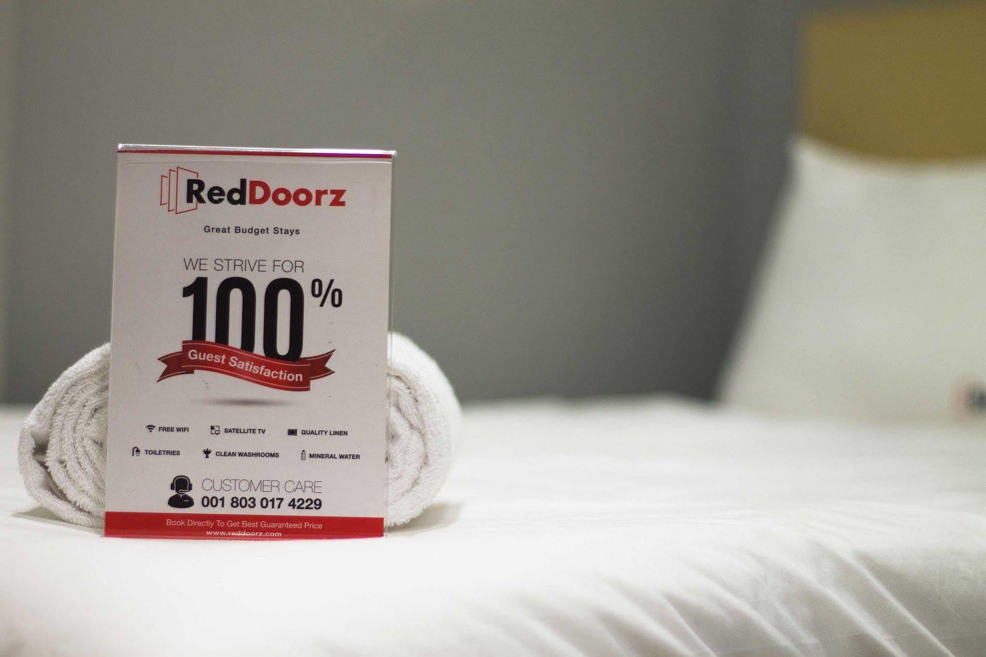 Reddoorz Apartment @ Pulo Gadung Jakarta Exterior photo